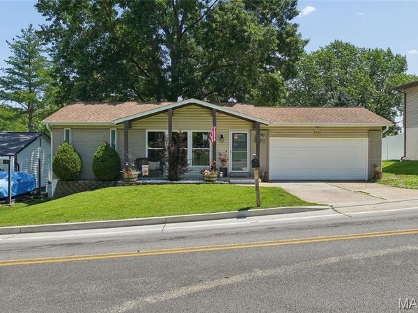 5092 Miller Road , Imperial, MO 63052