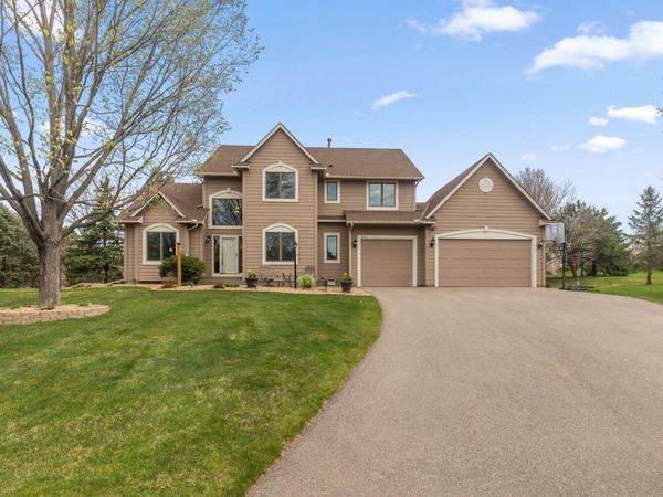10053 Raleigh Court, Woodbury, MN 55129