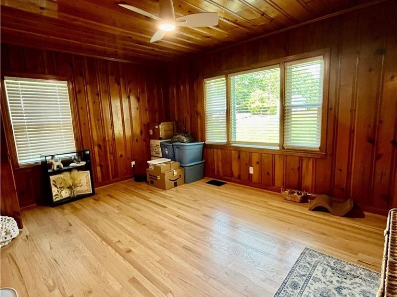 804 Oakland Boulevard, Cambridge, OH 43725 Photo 21