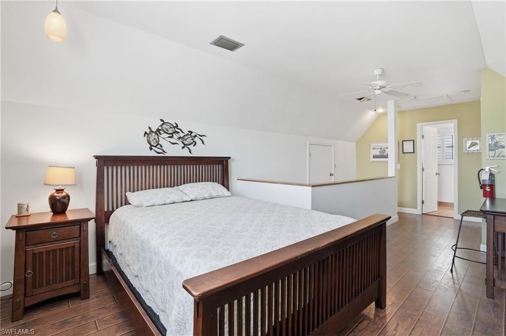 850 Oak St, Fort Myers Beach, FL 33931 Photo