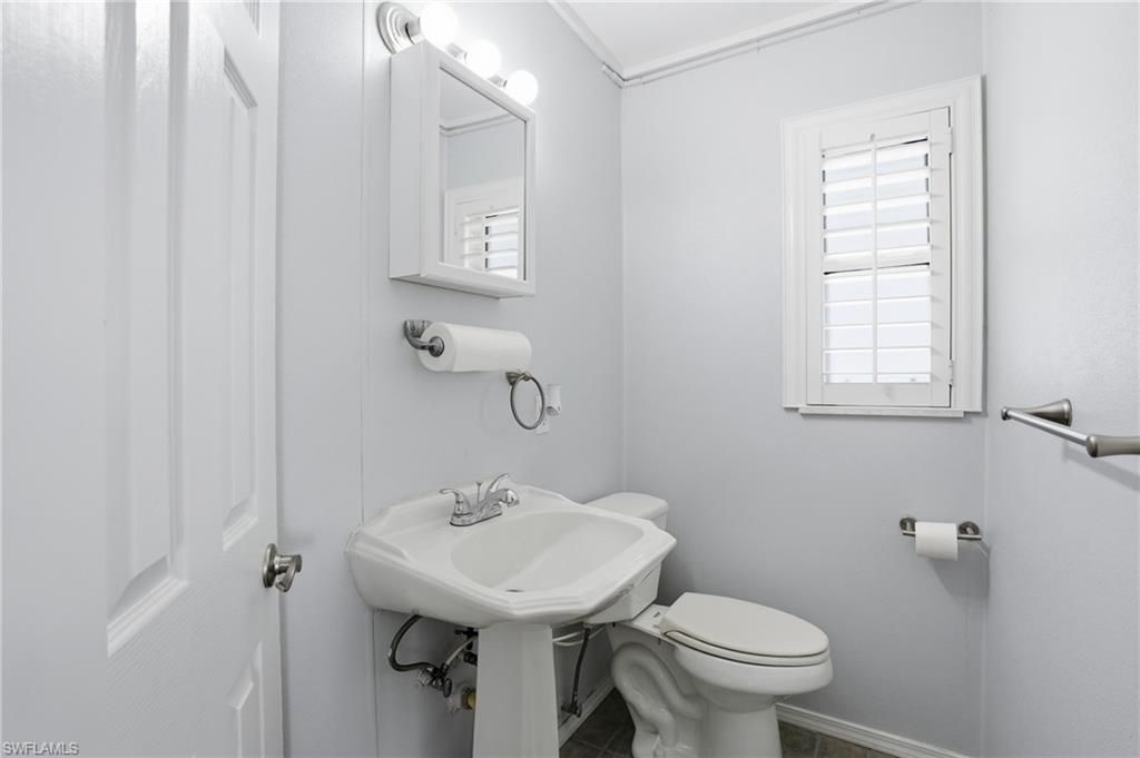 850 Oak St, Fort Myers Beach, FL 33931 Photo