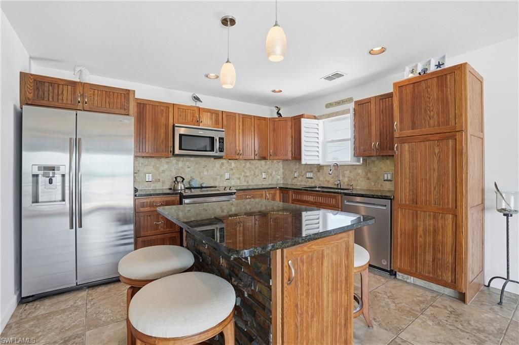 850 Oak St, Fort Myers Beach, FL 33931 Photo
