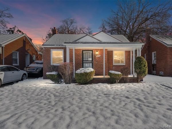18704 Sunderland Road , Detroit, MI 48219
