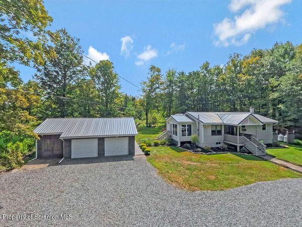 3660 ABERDEEN Road , Madison Twp, PA 18444