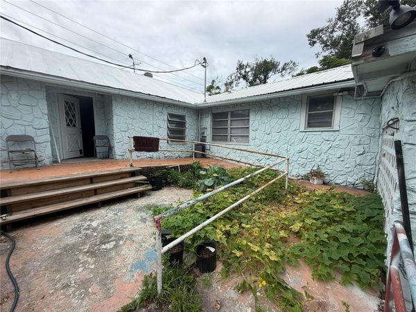 5011 GEIGER CEMETERY ROAD , ZEPHYRHILLS, FL 33541