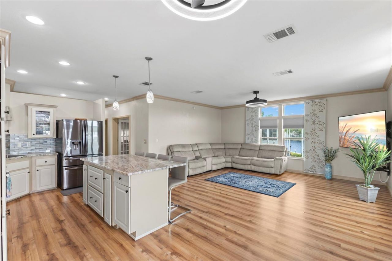 7174 Mount Arlington Drive Ne, Unit 419, Saint Petersburg, FL 33702 Photo