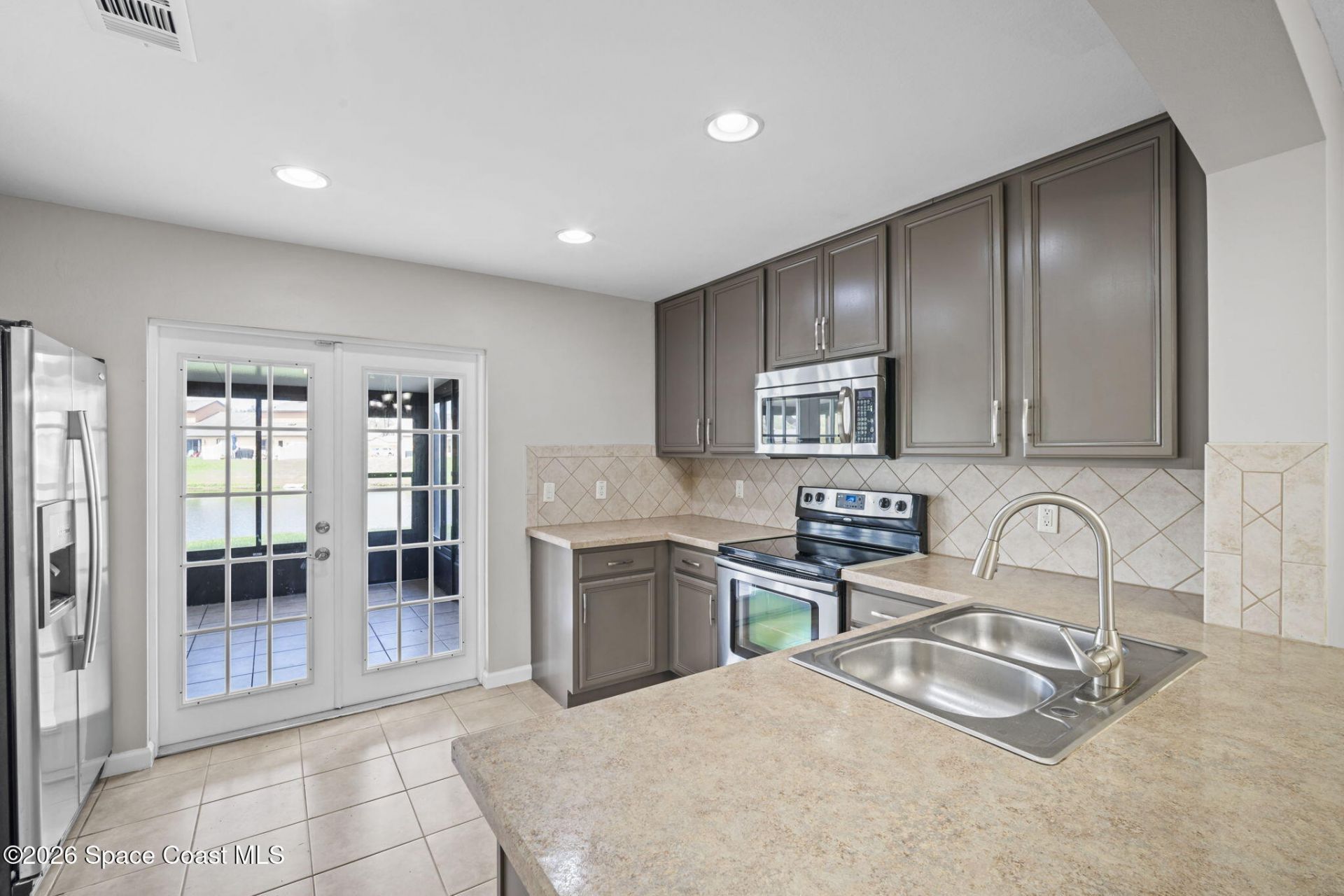 4550 Radiant Way, Unit 102, Melbourne, FL 32901 Photo