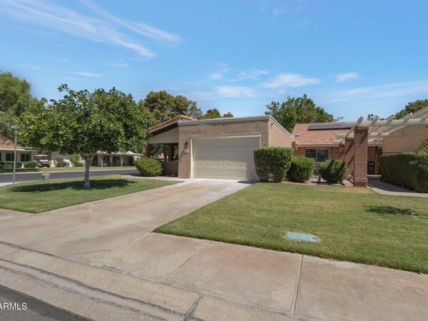 174 Leisure World, Mesa, AZ 85206