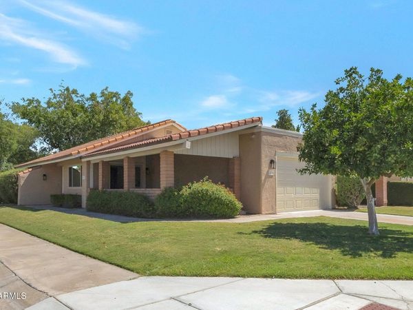 174 Leisure World, Mesa, AZ 85206