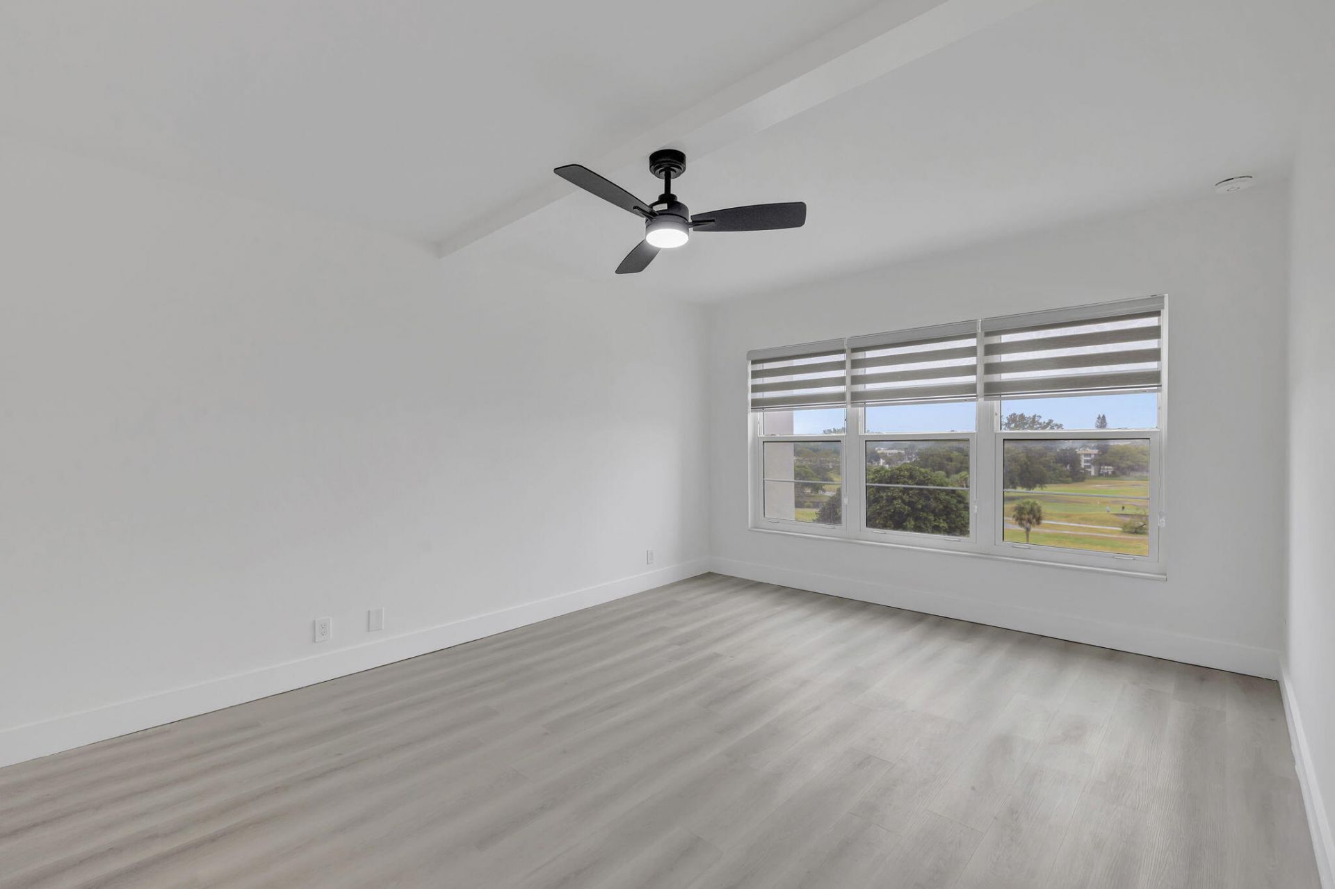 3050 N Palm Aire Drive, Unit 704, Pompano Beach, FL 33069 Photo