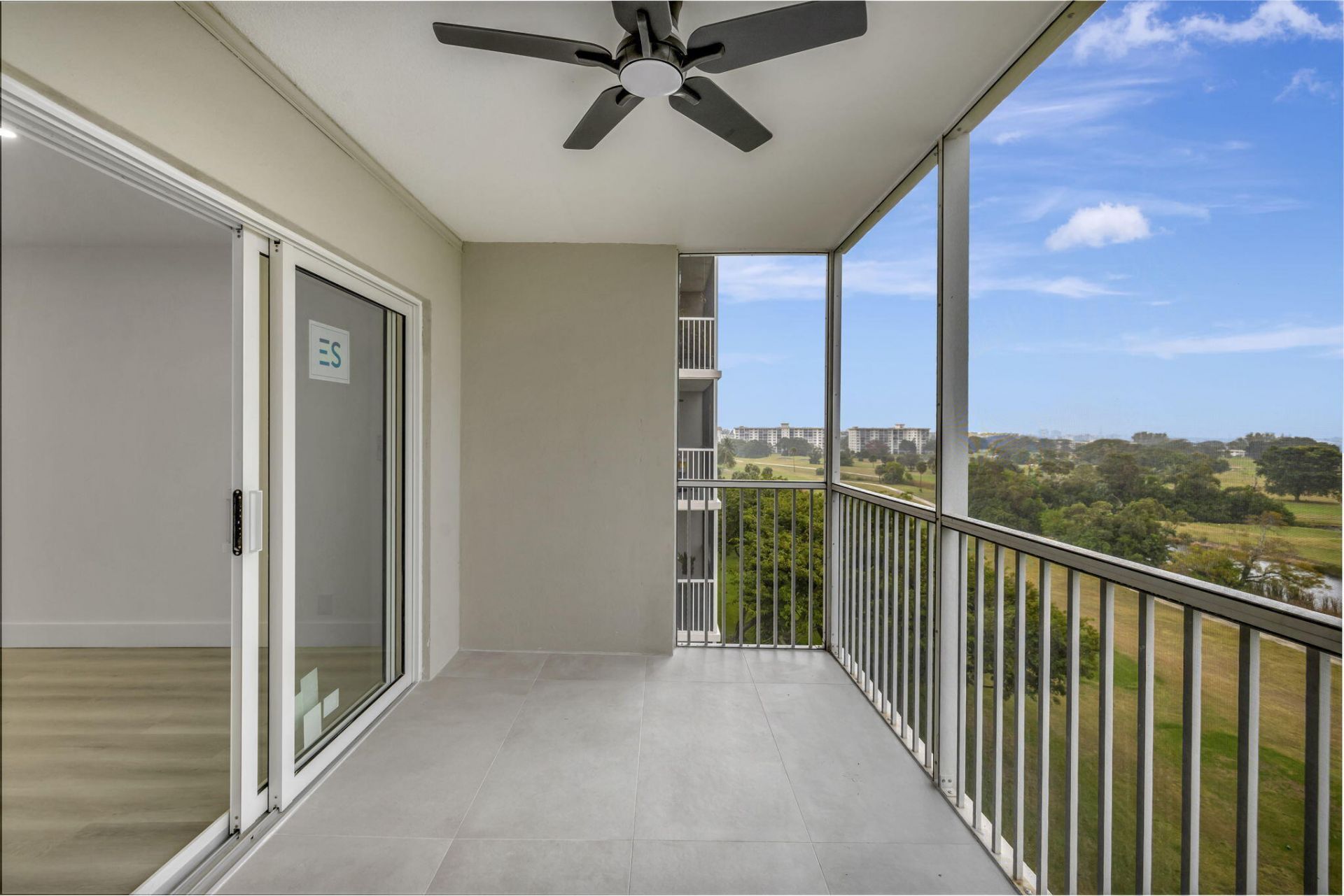 3050 N Palm Aire Drive, Unit 704, Pompano Beach, FL 33069 Photo