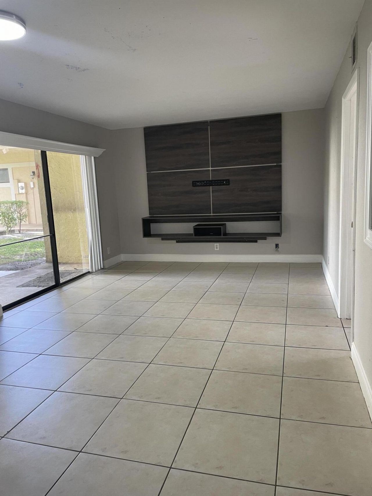 1477 Lake Crystal Drive, Unit D, West Palm Beach, FL 33411 Photo