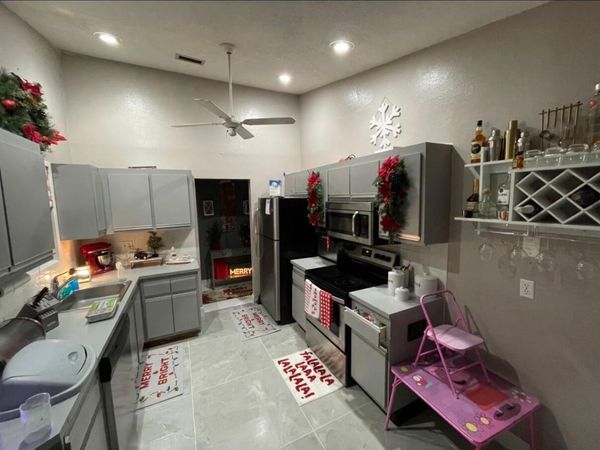 7620 NW 38th Court, Sunrise, FL 33351