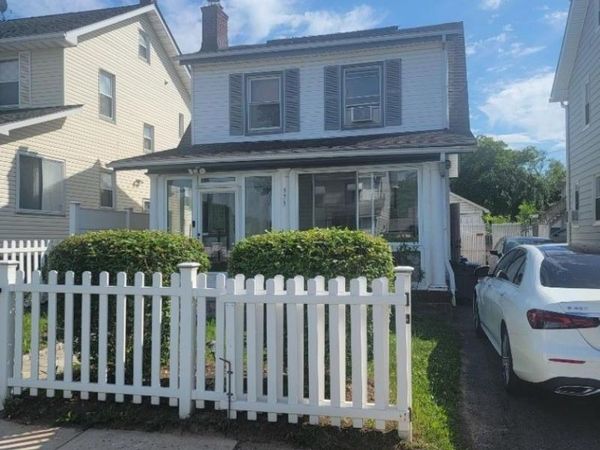 373 Rutledge Ave, East Orange, NJ 07017