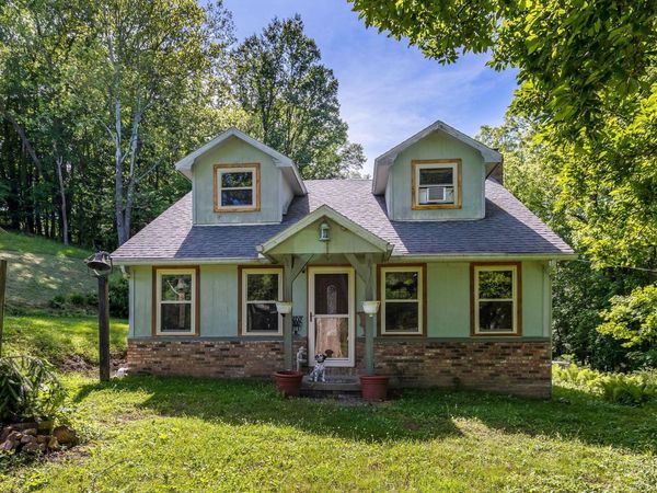 7929 N State Route 664 N, Logan, OH 43138