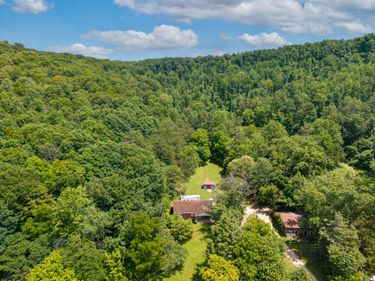 269 Strawberry Road , Monticello, KY 42633