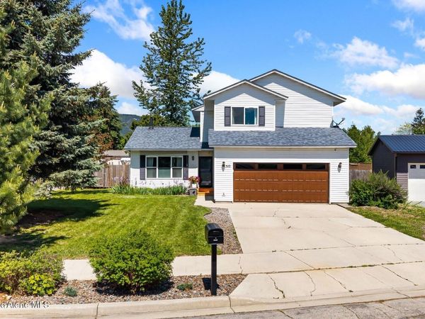 510 Loman Circle, Sandpoint, ID 83864