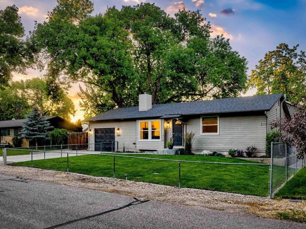 2880 W Bellomy Ln, Boise, ID 83703