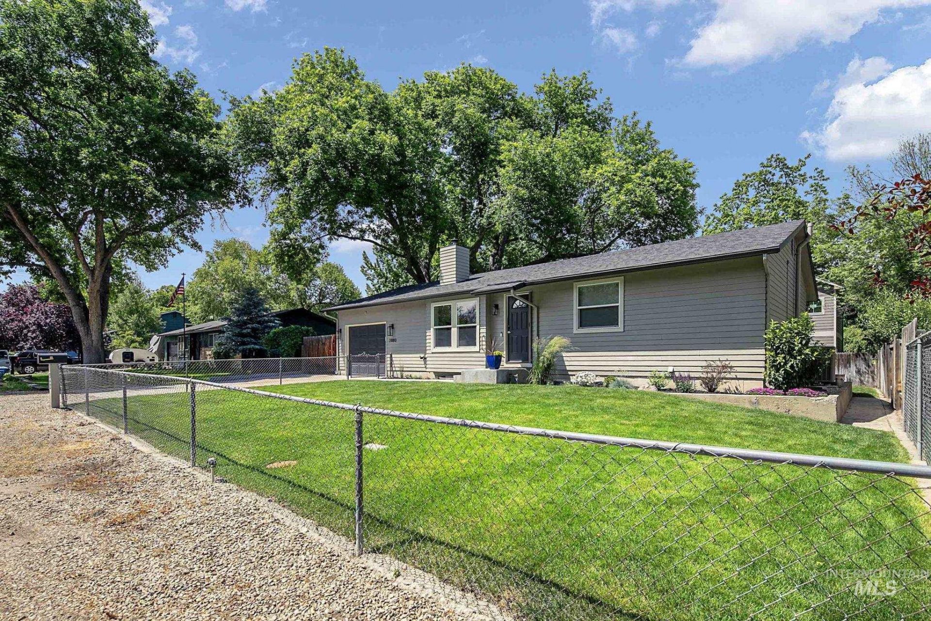 2880 W Bellomy Ln, Boise, ID 83703 Main Photo