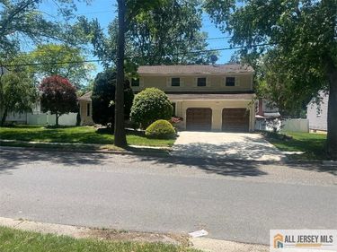 8 Desmet Avenue , Milltown, NJ 08850