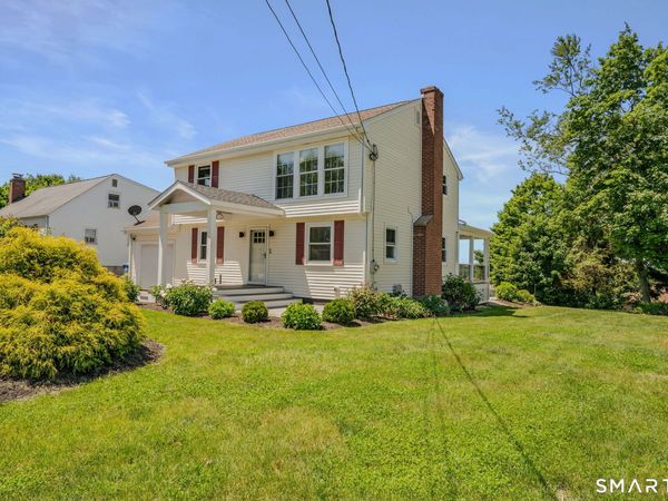 31 Pegasus, Groton, CT 06340