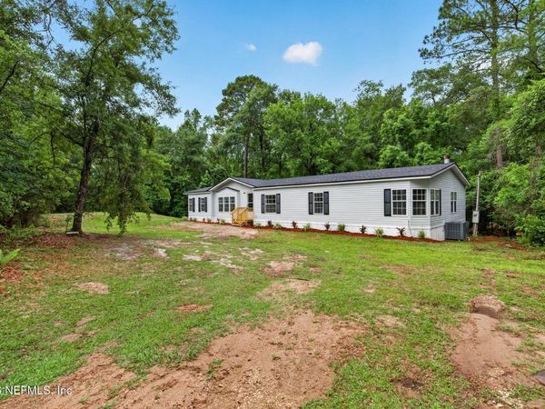 101 MELANIE Lane, Middleburg, FL 32068