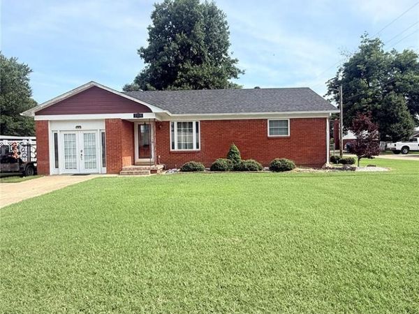 1116 Locust Drive , Kennett, MO 63857