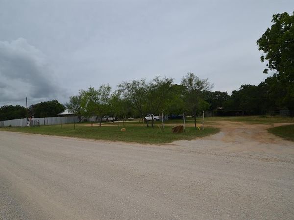 334 Cook Road, Jacksboro, TX 76458