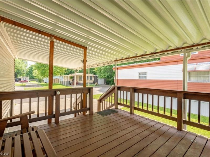62 Redwood Drive, Beloit, OH 44609 Photo 2