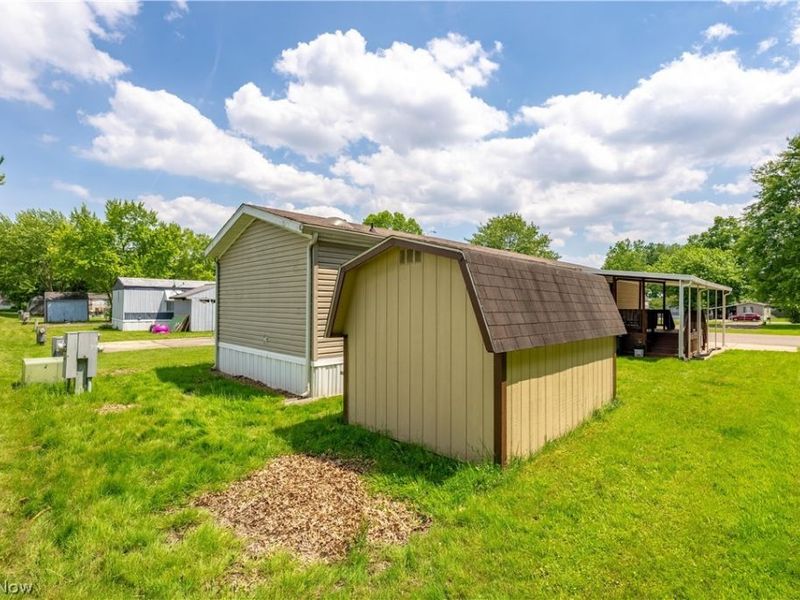 62 Redwood Drive, Beloit, OH 44609 Photo 29