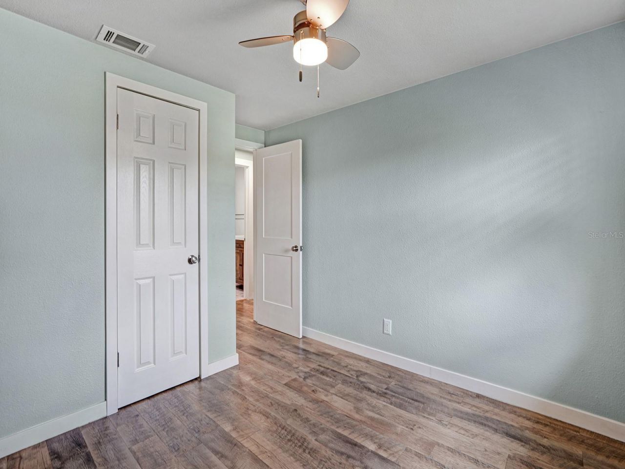 5633 Essex Way , New Port Richey, FL 34652 Photo