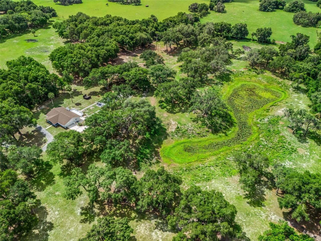 10660 E Bushnell Road , Floral City, FL 34436 Photo