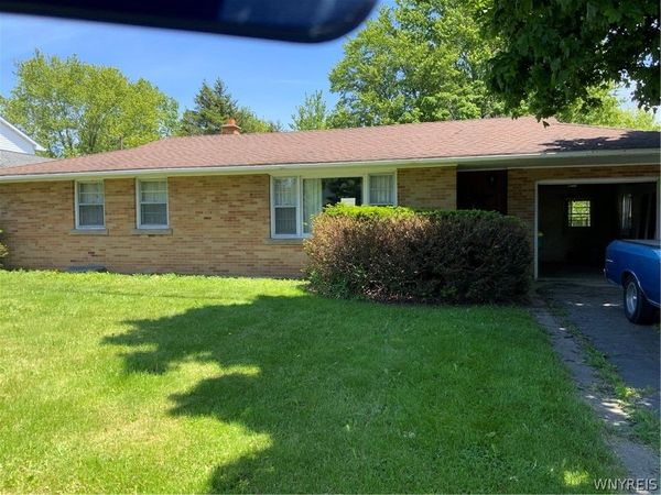 4959 Sunset Drive , Lockport, NY 14094
