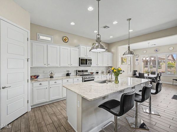 2103 N RED Cliff, Mesa, AZ 85207