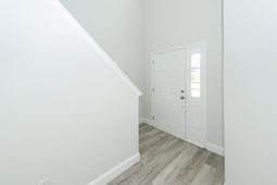 246 Maywood Drive photo 4