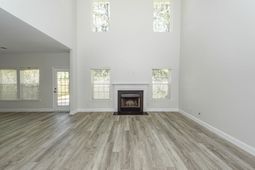 246 Maywood Drive photo 4