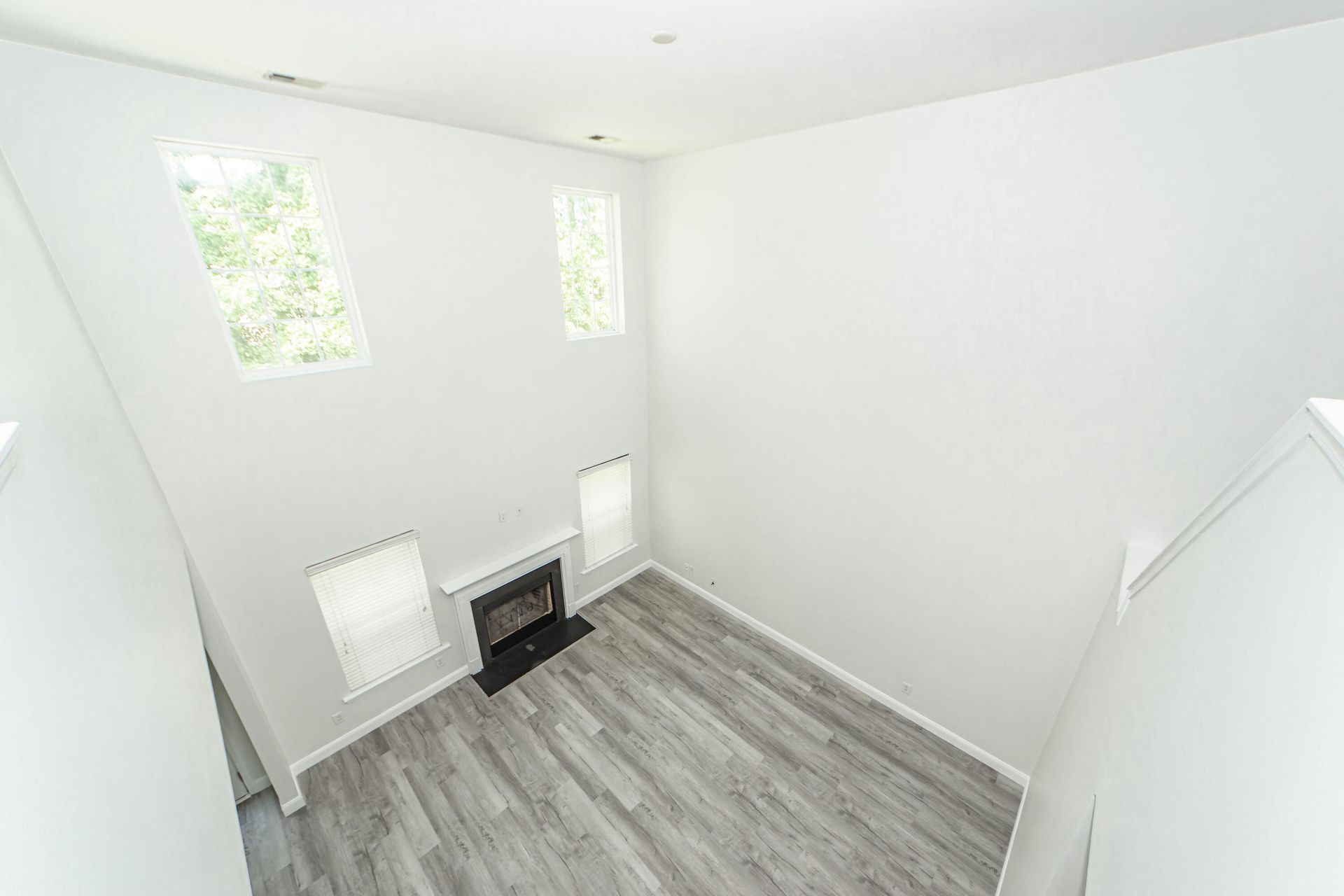 246 Maywood Drive Photo 32