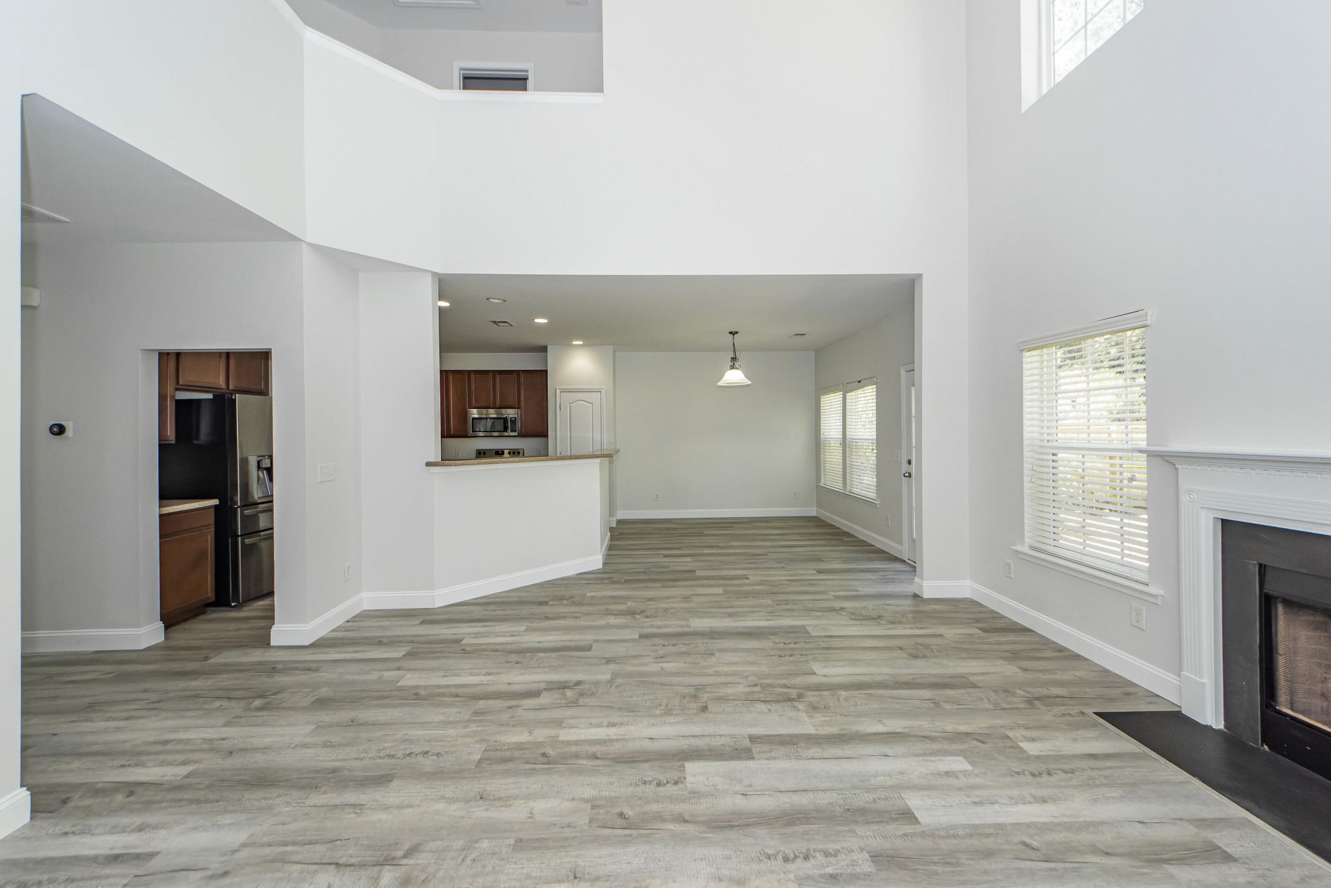 246 Maywood Drive Photo 5