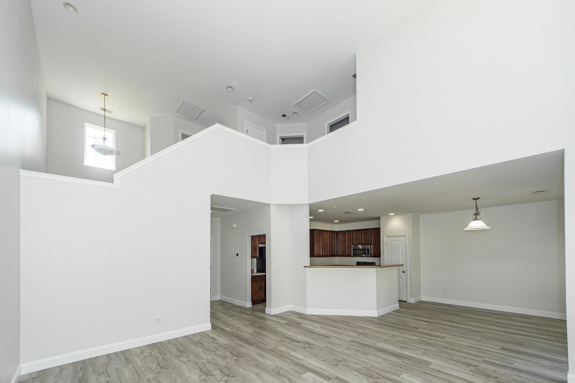 246 Maywood Drive Photo 7