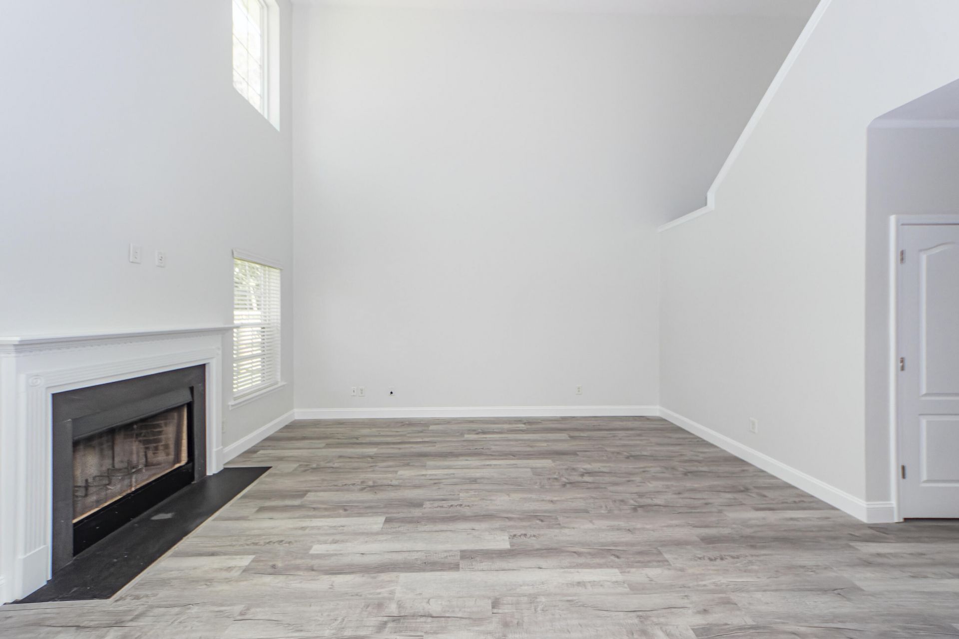 246 Maywood Drive Photo 8