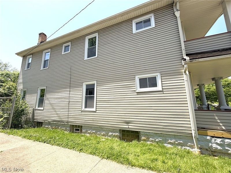 10514 Lamontier Avenue, Cleveland, OH 44104 Photo 4