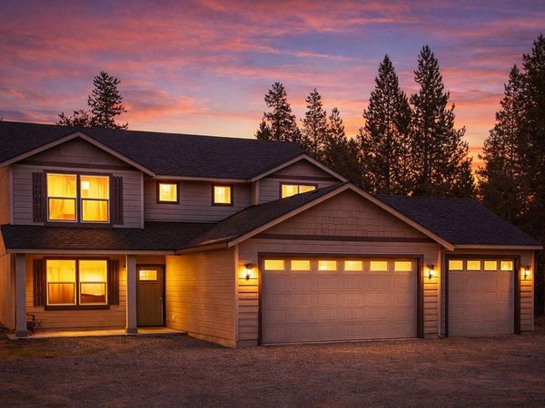53090 Day Road, La Pine, OR 97739