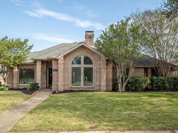 2315 Stone Glen Lane, Carrollton, TX 75007