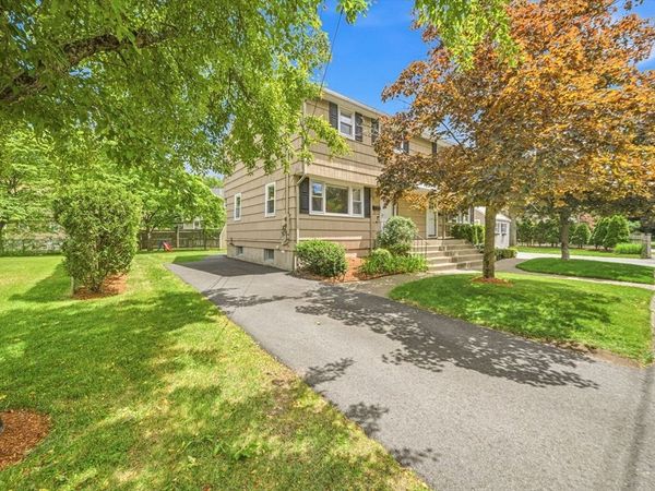 18 Bradford Road, Unit 18, Winchester, MA 01890