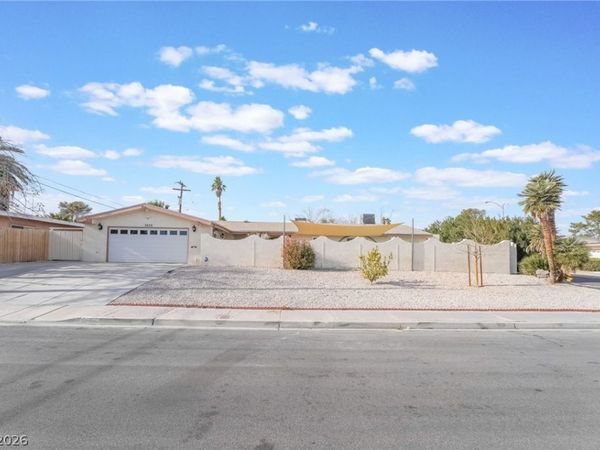 3829 Delaware Lane , Las Vegas, NV 89169