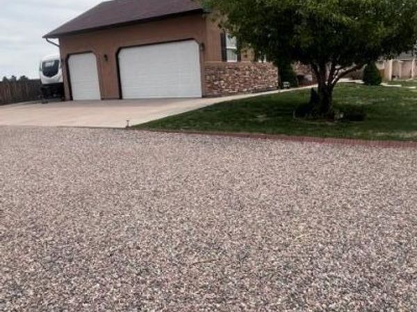 777 Woodleaf Dr, Pueblo West, CO 81007