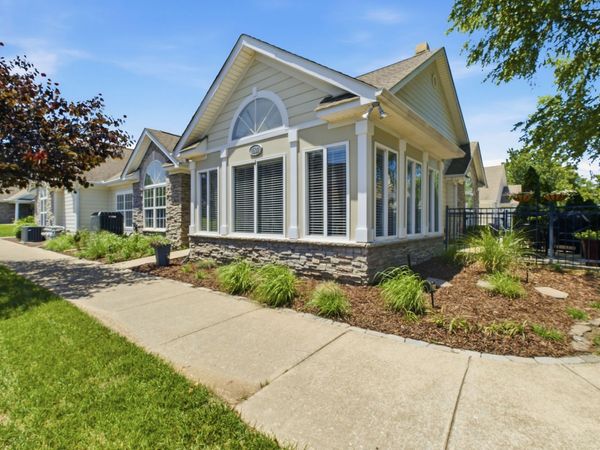 825 Browns Ln, Unit 1602, Gallatin, TN 37066
