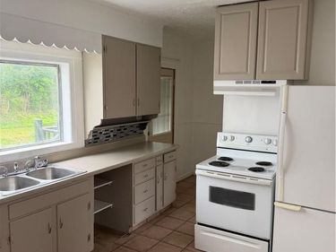80 E Maplewood Avenue, Dayton, OH 45405