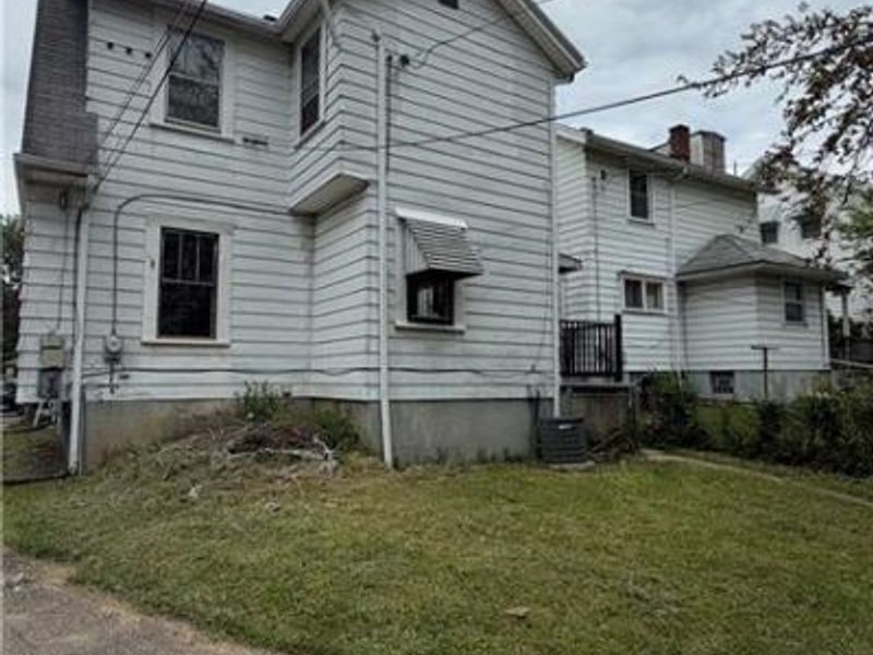 80 E Maplewood Avenue, Dayton, OH 45405 Photo 5