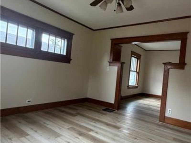 80 E Maplewood Avenue, Dayton, OH 45405 Photo 6